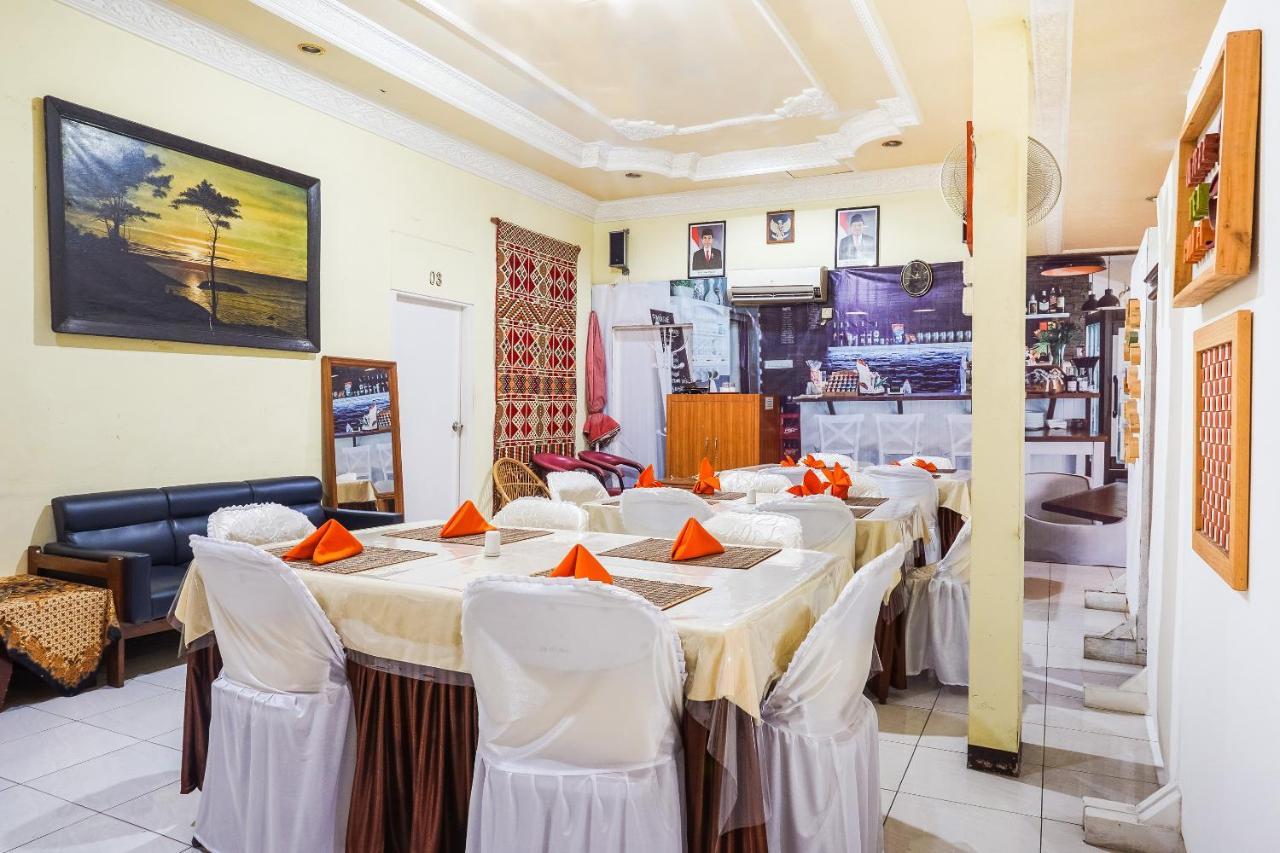 Oyo 375 Hotel Bougenville Syariah Padang  Exteriér fotografie